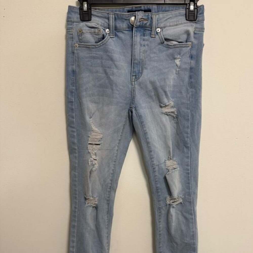Stylish Distressed Light Blue Skinny Jeans